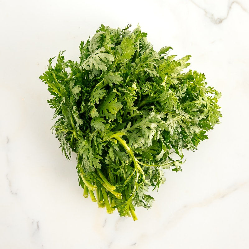 Organic Chrysanthemum Greens ( 8 oz )