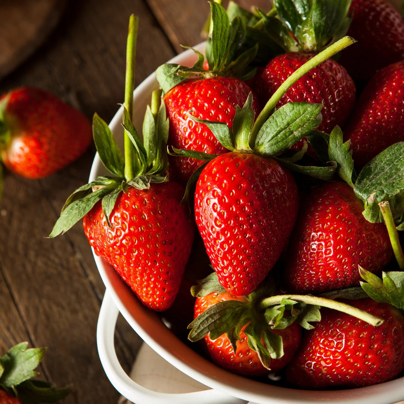 Organic Lucero Farm Seascape Strawberries (1 pint)