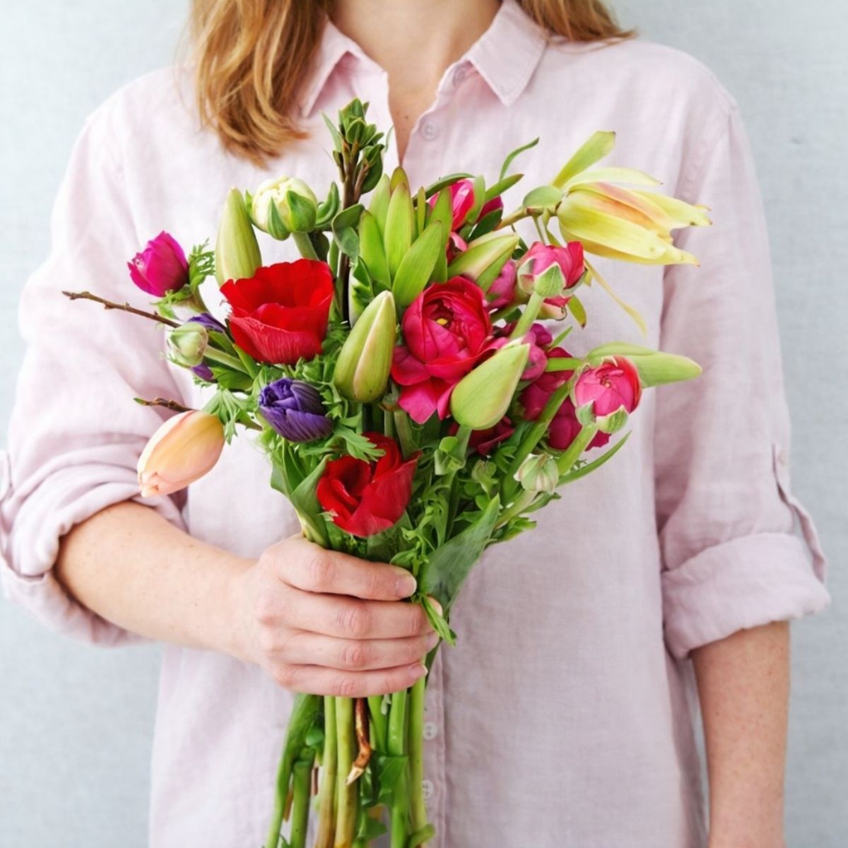 Organic Large Seasonal Bouquet (1 bunch)